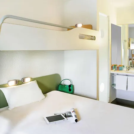 Ibis Budget Hamburg Altona Exterior photo